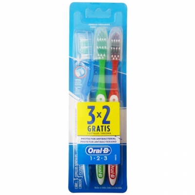 ESCOVA DENTAL ORAL-B MEDIA C/3UN